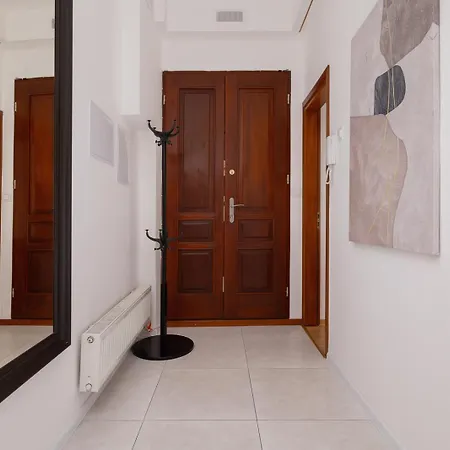 Noelia - 3br & Balcony - Old Town Krakkó